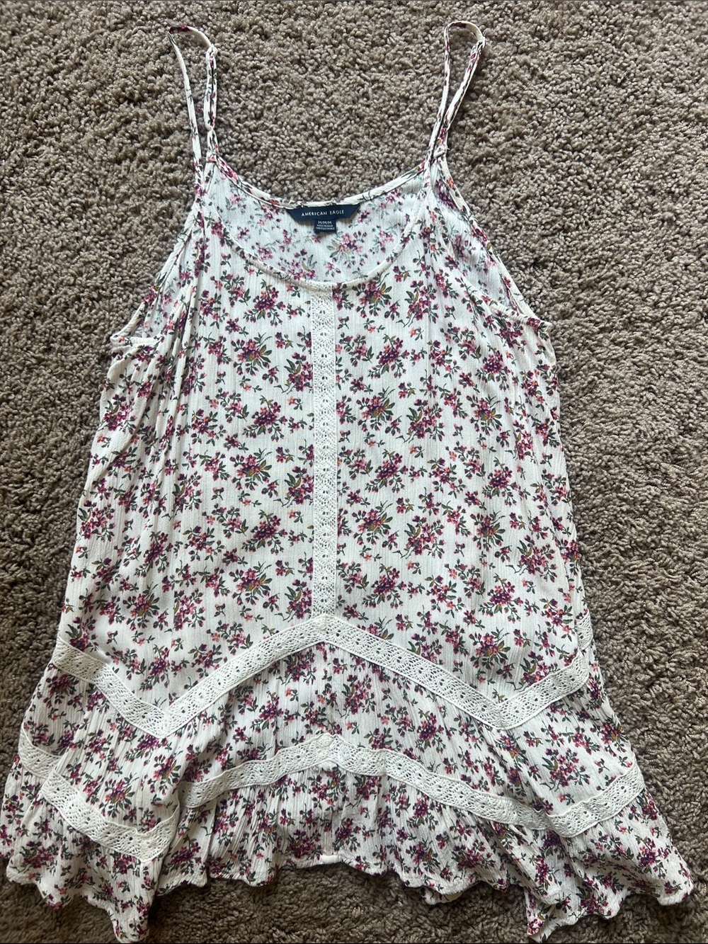 American Eagle Outfitters floral tank with lace trim size medium